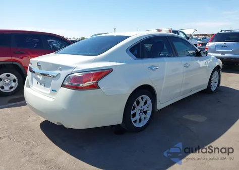 2014 Nissan Altima 2.5/2.5 S/2.5 Sl/2.5 Sv z USA, uszkodzony, nr VIN 1N4AL3AP3EN377351